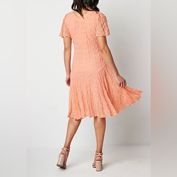 💥Rabbit Rabbit Rabbit Lined Lace Dress💥 NWT - Picture 4 of 14